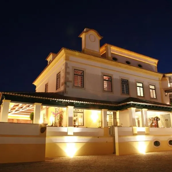 卢西塔诺酒店，位于Casal do Anafe de Baixo的酒店