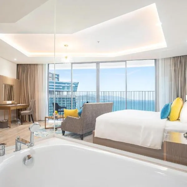 Homie Panorama Beachfront Residences Nha Trang，位于Dien Khanh的酒店