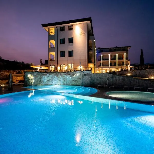 路易莎别墅度假酒店，位于Villanuova sul clisi的酒店