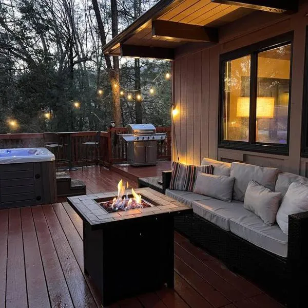 Peaceful Oak Haven Cabin near Yosemite，位于马里波萨的酒店