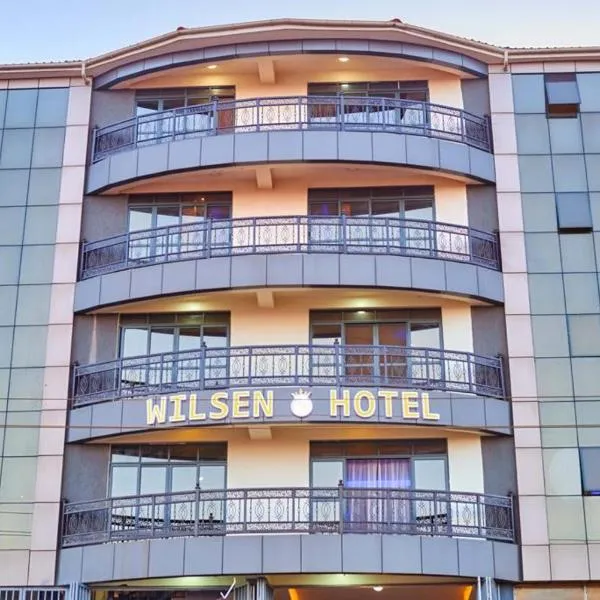 Wilsen Hotel Nansana，位于Buloba的酒店