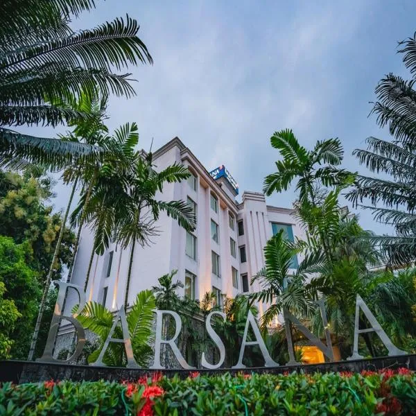 Barsana Hotel & Resort Siliguri，位于Khaprail的酒店