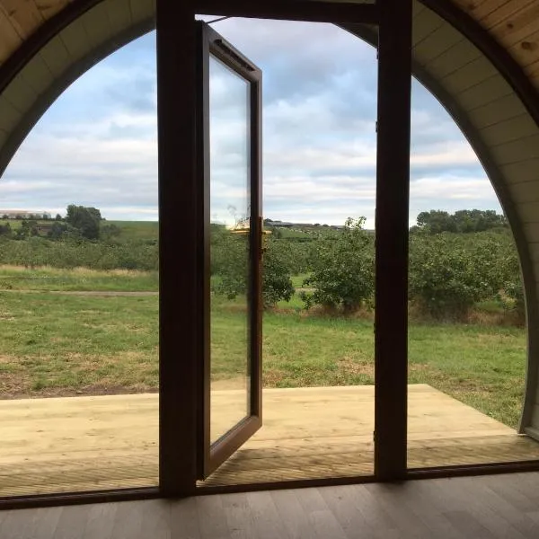 Orchard Luxe Glamping Pod，位于邓甘嫩的酒店