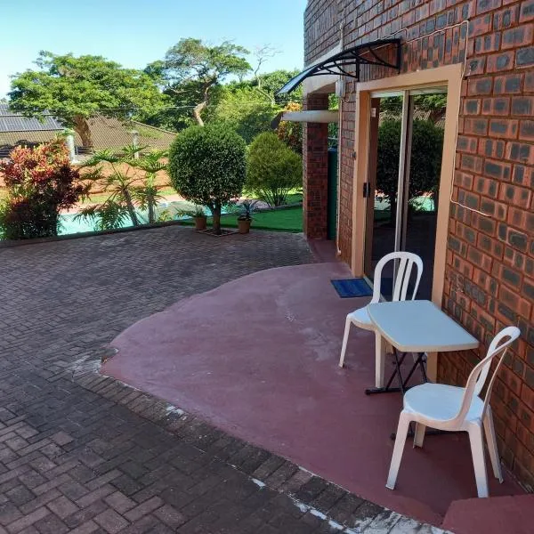 Rilli's Inn Studio，位于Dokodweni的酒店
