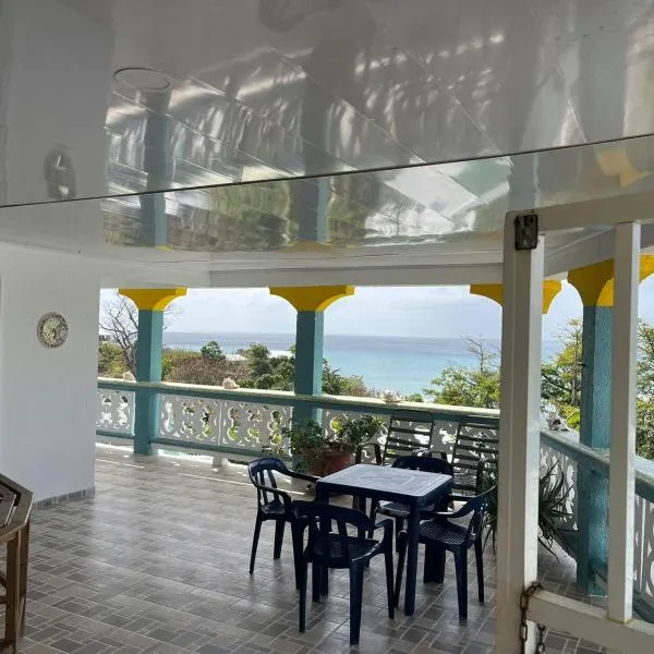 Posada buena vista al mar，位于普罗维登西亚的酒店