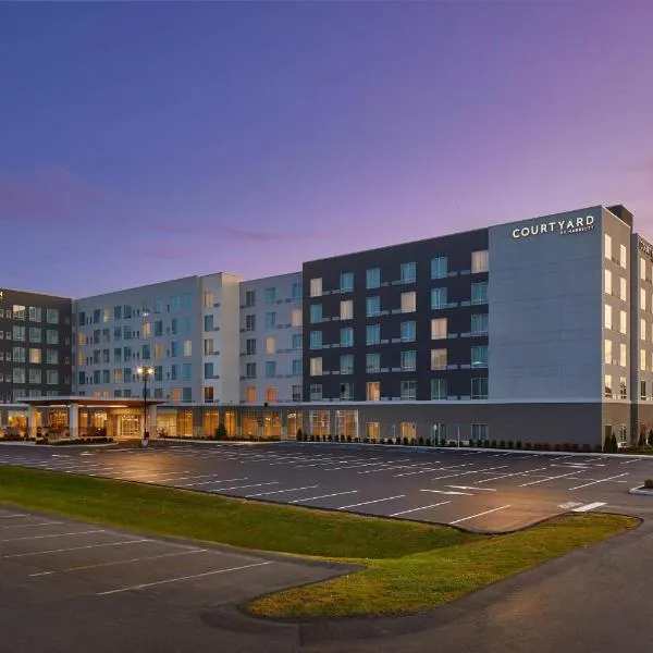 Courtyard by Marriott Albany Airport，位于特洛伊的酒店