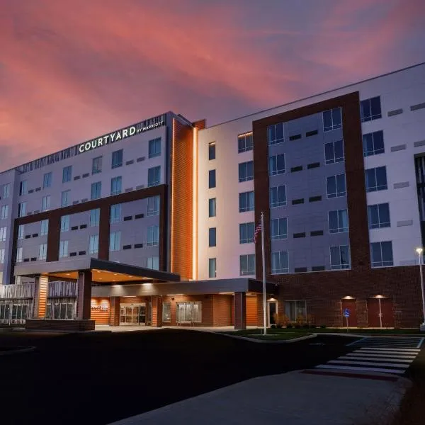 Courtyard by Marriott Indianapolis Fishers，位于费舍尔的酒店