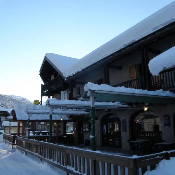 瓦卢瓦酒店，位于Puy-Saint-André的酒店