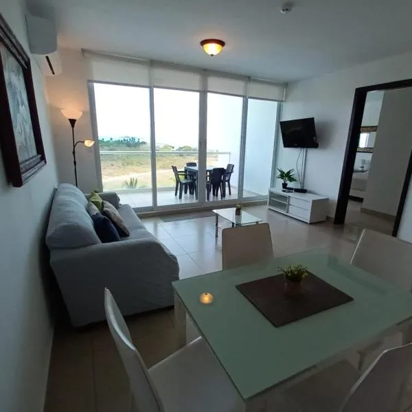 Playa Blanca Apartamentos，位于里奥阿托的酒店