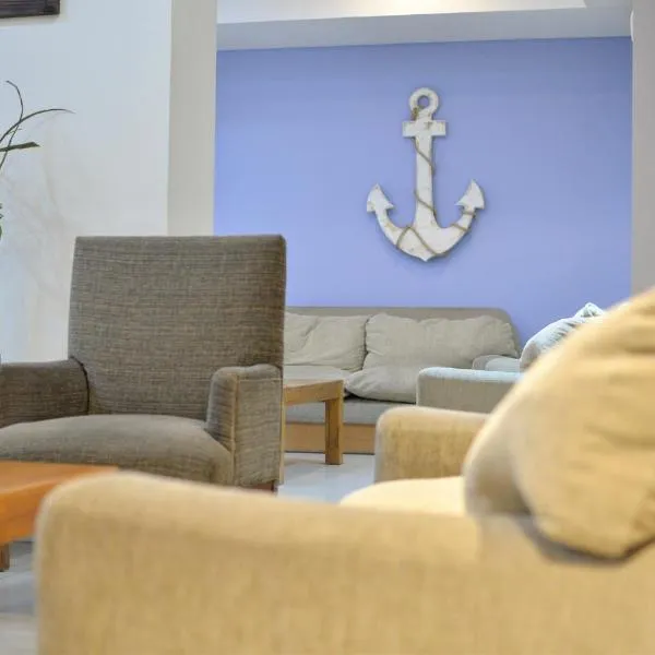 海军中央酒店，位于布宜诺斯艾利斯的酒店