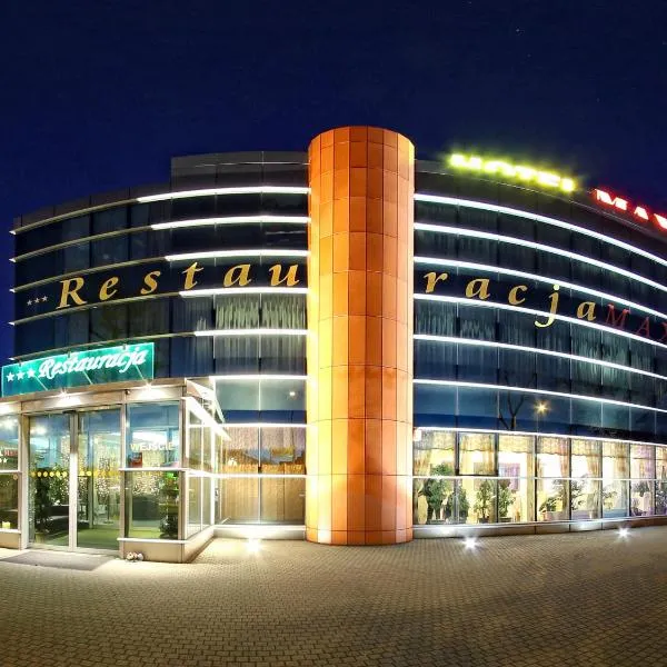 麦克斯酒店，位于普什奇科沃的酒店
