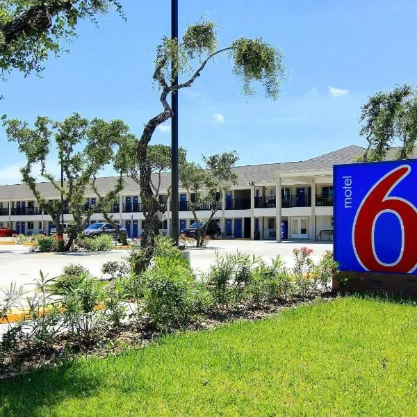 Motel 6-Rockport, TX，位于Fulton的酒店