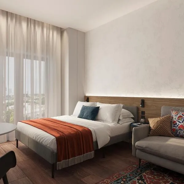 Blueloft 47 l studio with balcony Tashkent City Center，位于塔什干的酒店