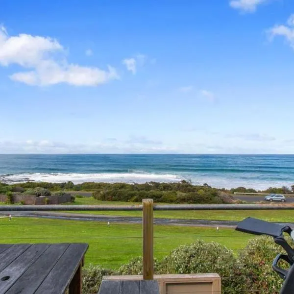 Ocean View Apartments at Whitecrest Great Ocean Road Resort，位于Tanybryn的酒店