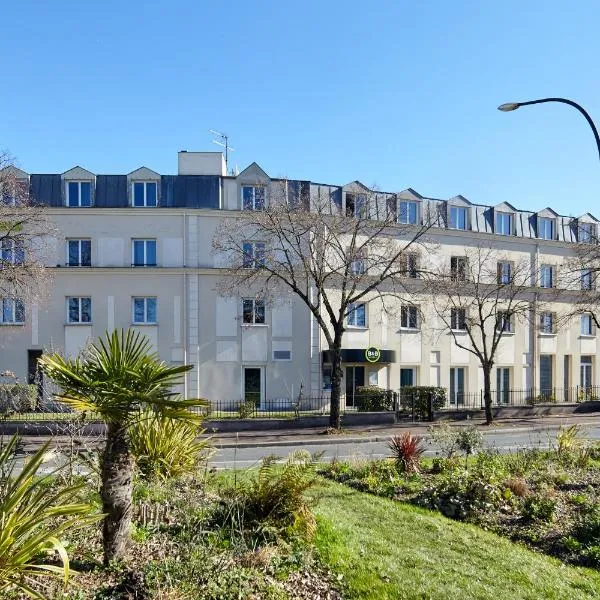 B&B HOTEL Saint-Maur Créteil，位于桥连城的酒店