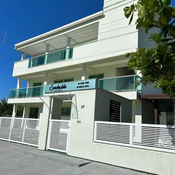 Residencial Esmeralda-Vista ao Mar，位于帕罗卡的酒店