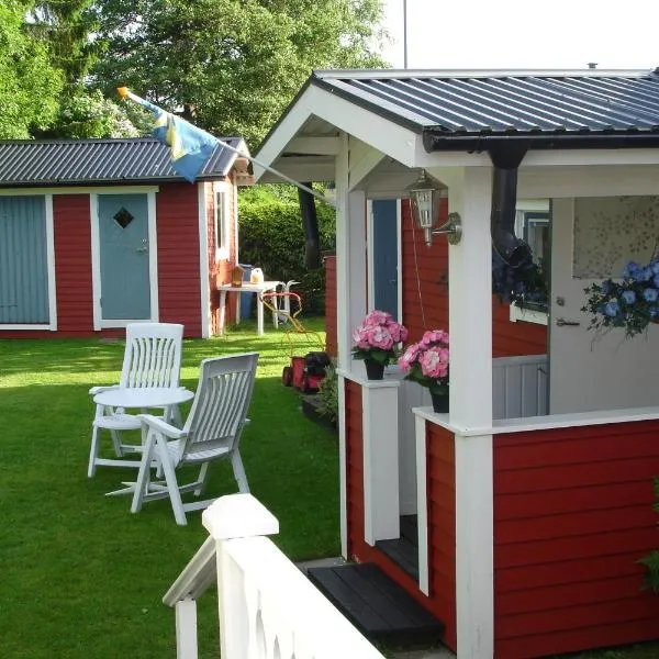 卡尔胡姆斯纳特拉山林小屋，位于Skärplinge的酒店