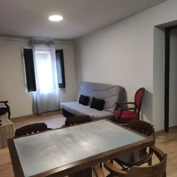 APT 1 Acollidor al Centre Històric de Vic APTGARBI，位于维克的酒店