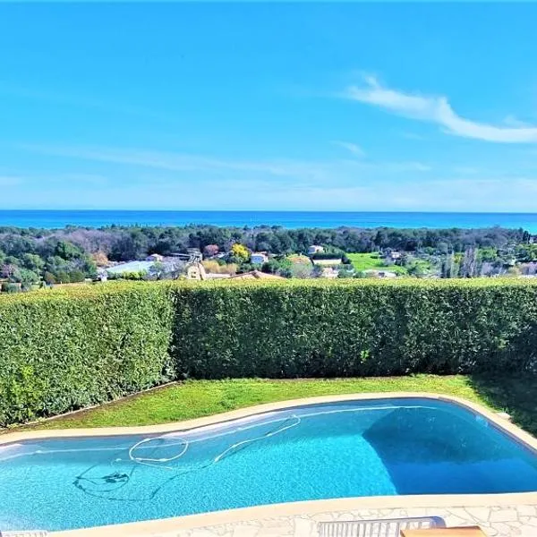 Villa piscine avec magnifique vue mer panoramique，位于比奥的酒店