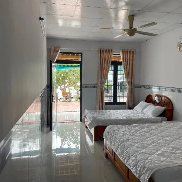 Homestay Phú Thường Beach，位于Phước Ðổng (1)的酒店