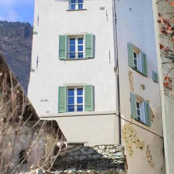 Antica Torre，位于松德里奥的酒店