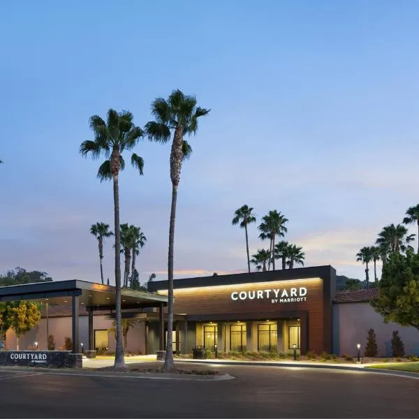 Courtyard by Marriott Los Angeles Hacienda Heights Orange County，位于La Habra Heights的酒店