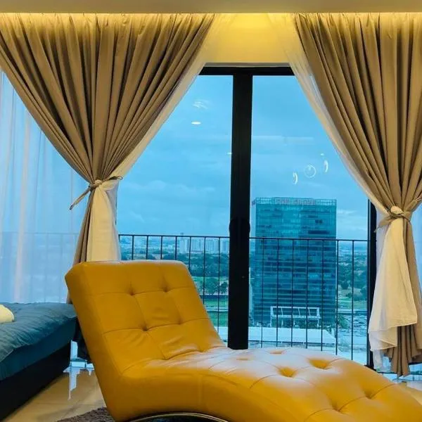 D'puncak Trefoil Setia Alam，位于实达阿南的酒店