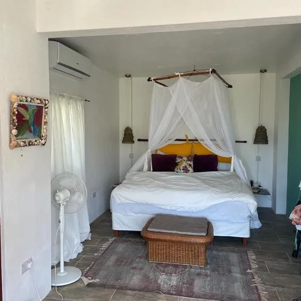 Harbour View House Junior Suite，位于Port Elizabeth的酒店