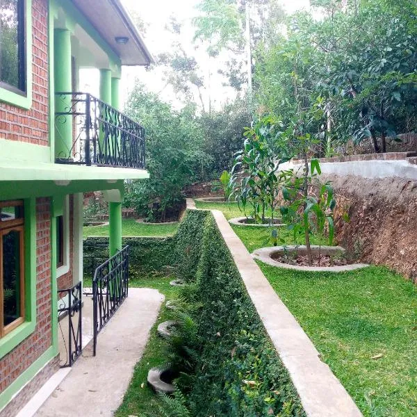 Galapagos Homestay，位于Lushoto的酒店