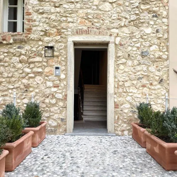 Casa Perazzolo，位于Montecchia di Crosara的酒店