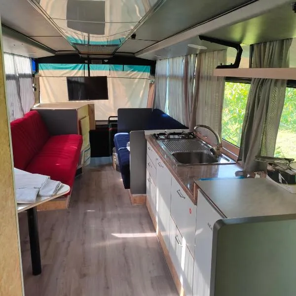 terrebioBus，位于Visnadello的酒店