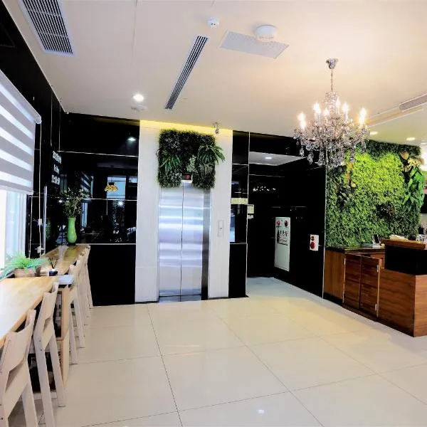 台中皇星商旅上安馆，位于台中市的酒店