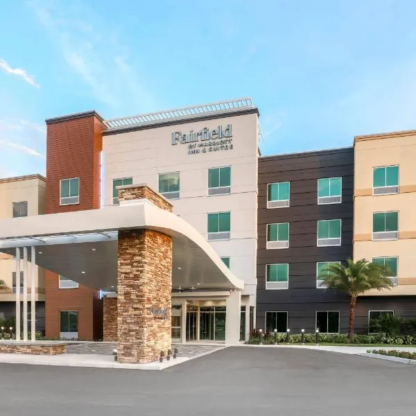 Fairfield by Marriott Inn & Suites Cape Coral North Fort Myers，位于Pine Island Center的酒店
