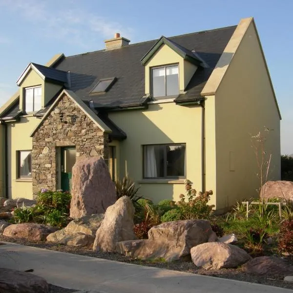 Waterville Holiday Homes No 10 by Trident Holiday Homes，位于瓦特维尔的酒店