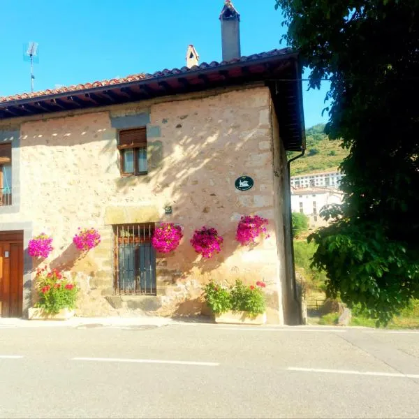 Casa Rural el Quemao，位于Montenegro de Cameros的酒店
