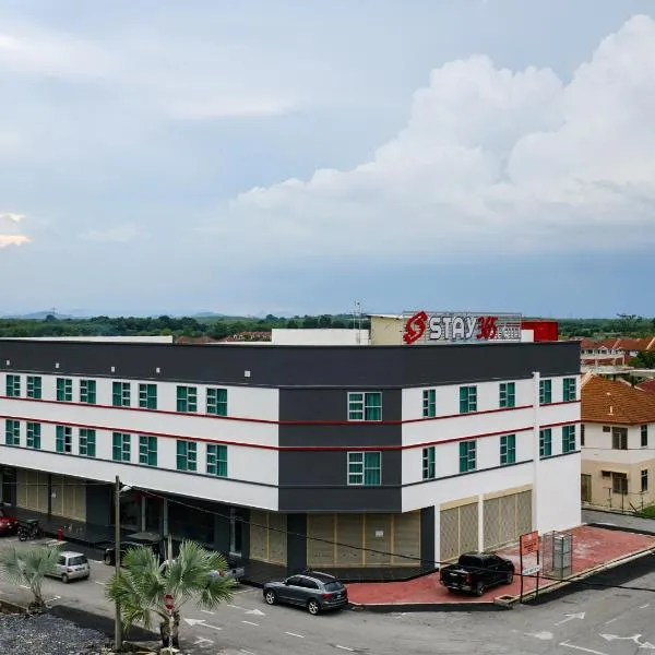 STAY 365 HOTEL，位于Padang Pelandok的酒店