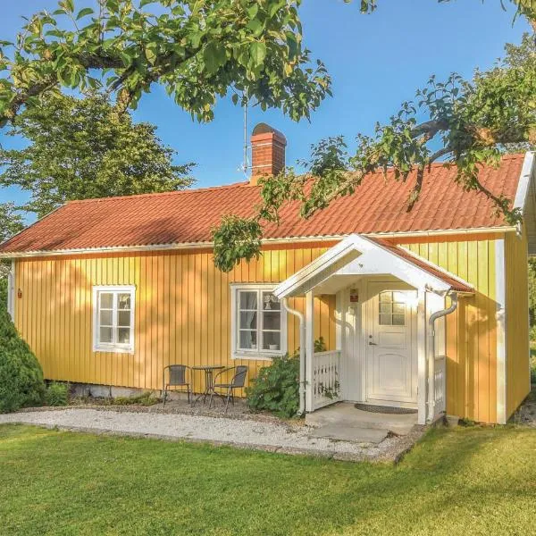 Awesome Home In Åsensbruk With Kitchen，位于Bäckefors的酒店