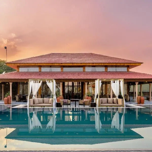 Brij Bageecha Jaipur - Private Villas with Plunge Pools，位于Ani的酒店