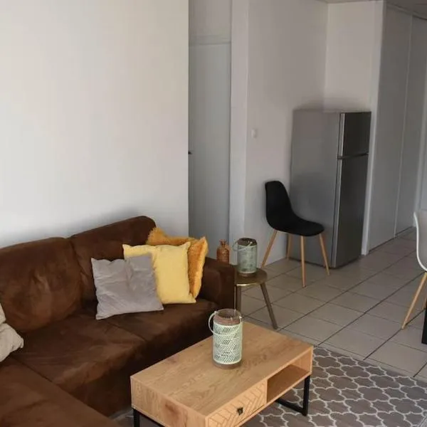 Appartement cosy au calme，位于欧雷扬的酒店