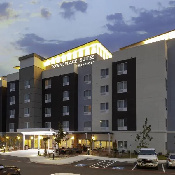 TownePlace Suites by Marriott San Antonio Westover Hills，位于圣安东尼奥的酒店