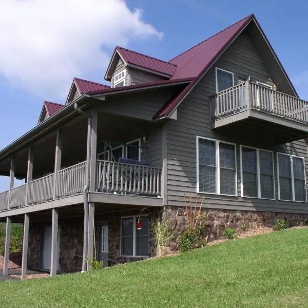 The Place on the Blue Ridge Parkway，位于Grassy Creek的酒店