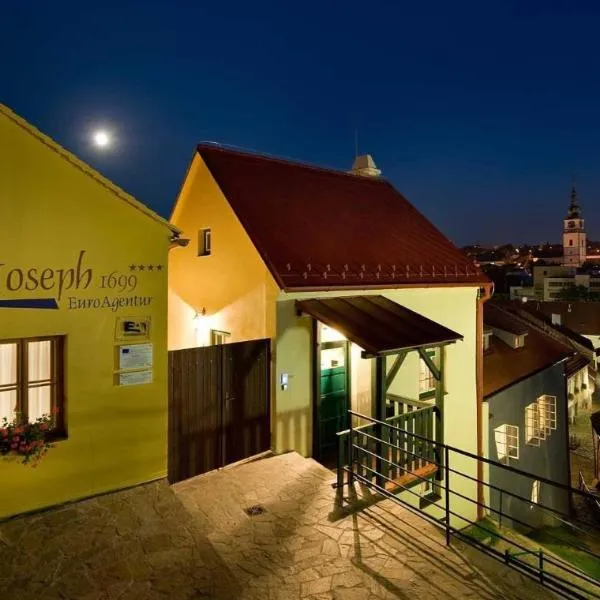约瑟夫1699酒店，位于Červená Lhota的酒店
