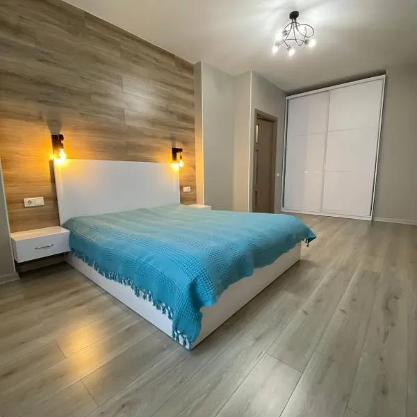 Апартаменти в центрі ЖК Над Бугом，位于赫梅利尼茨基的酒店