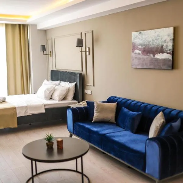 PETRA HOTEL TUZLA，位于图兹拉的酒店