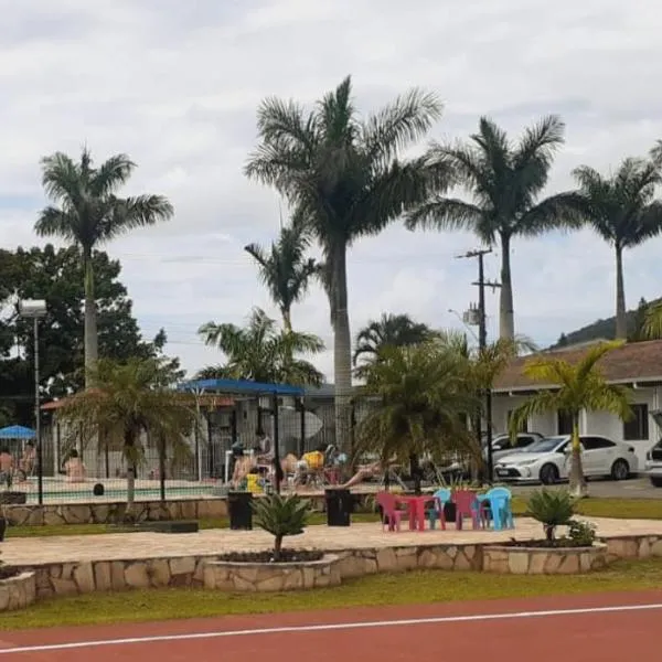 Hospedagem Praia Matinhos，位于马蒂尼奥斯的酒店
