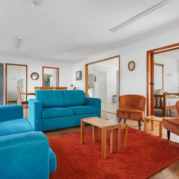 Orewa Kiwi Cabins，位于奥雷瓦的酒店