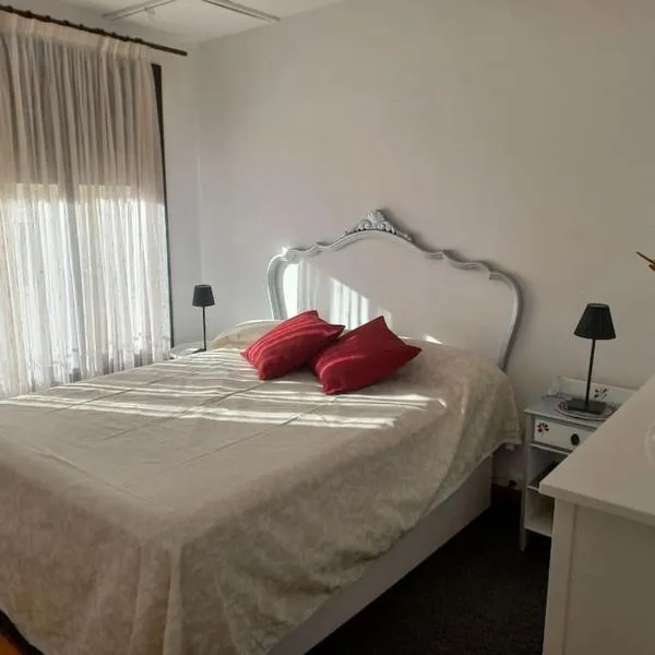 Casa rural La Endrina，位于特连特的酒店