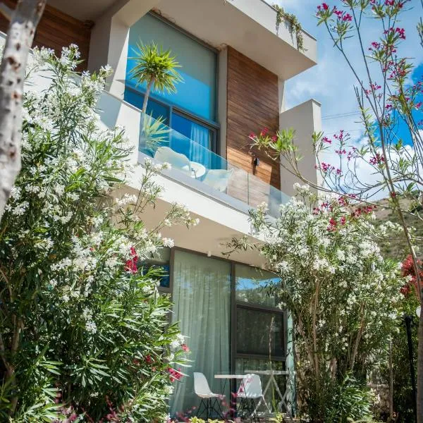 Hotel Soleil，位于贾尔的酒店