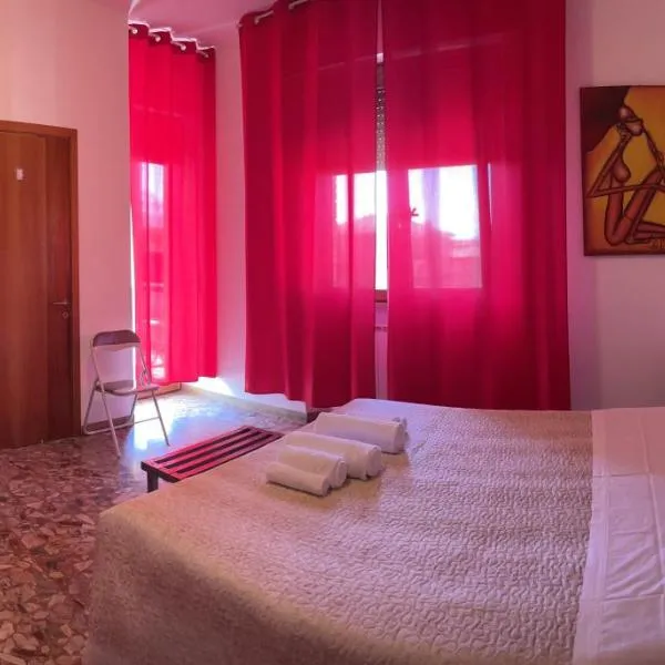 CASA VACANZE Affittacamere Senigallia 158，位于西尼加利亚的酒店