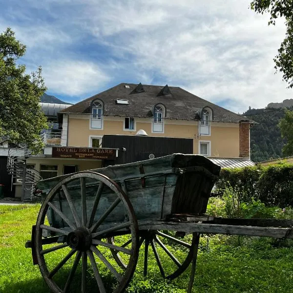 HOTEL DE LA GARE，位于Chauvet的酒店